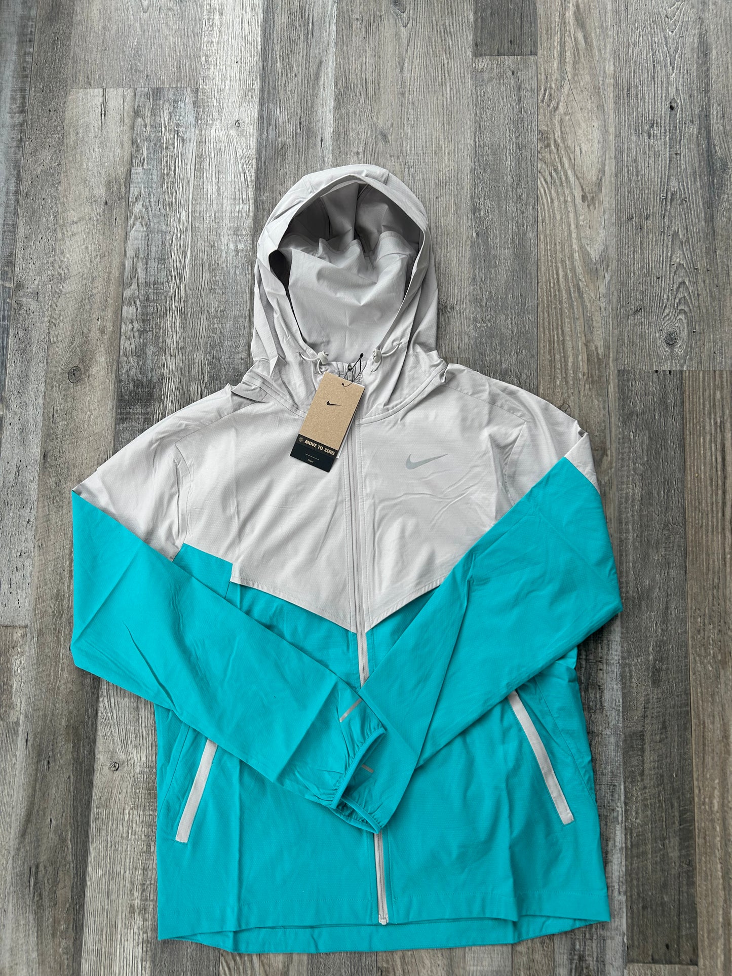Nike Windrunner jacket “Dusty cactus”