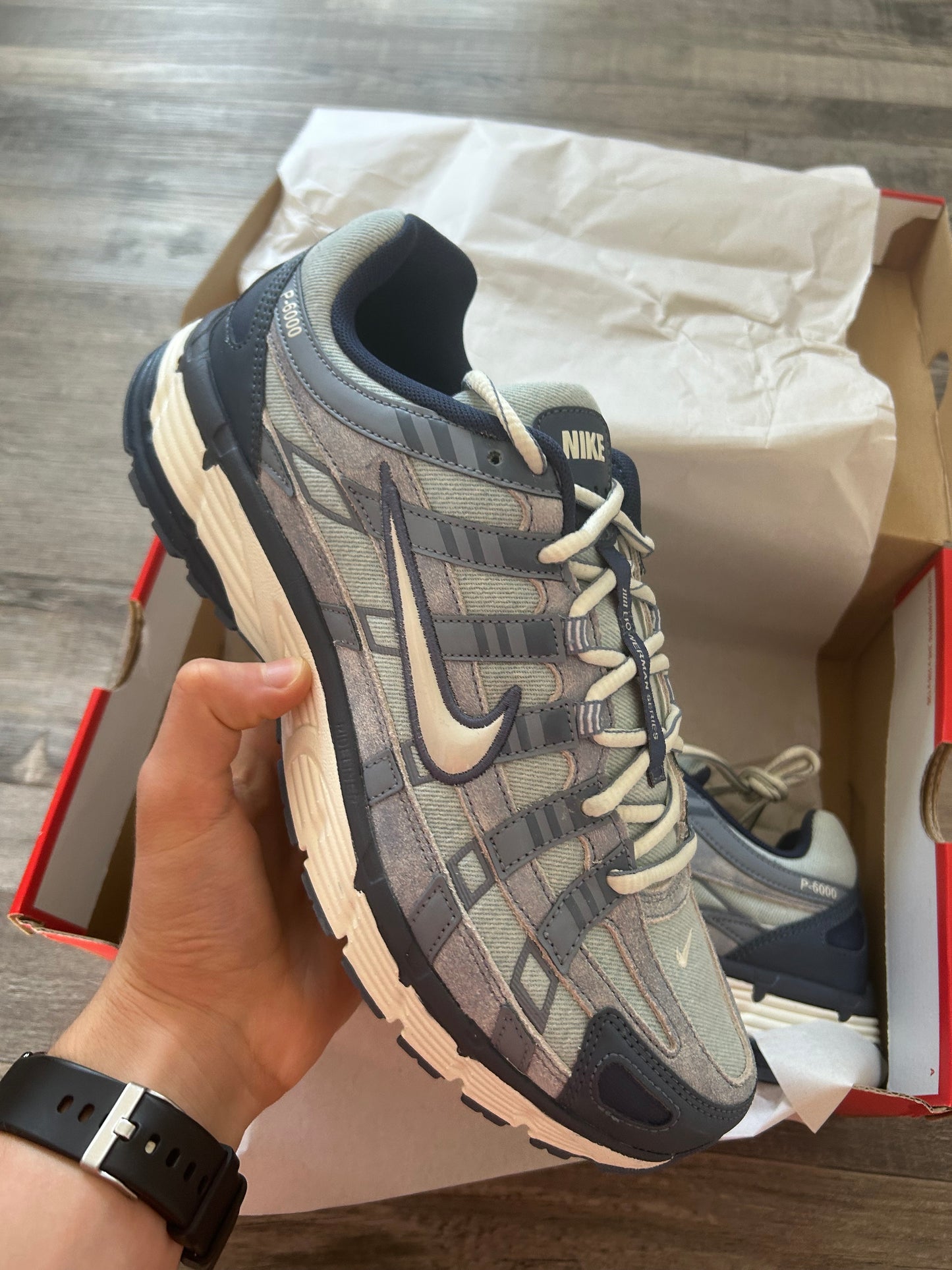 Nike P6000 men’s Light blue/grey” Uk 10