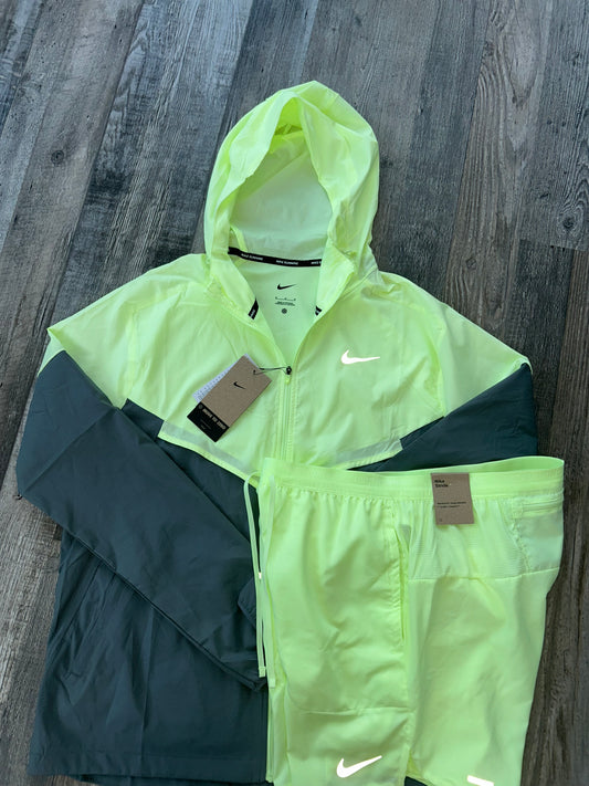 Nike Windrunner set with shorts Neon yellow