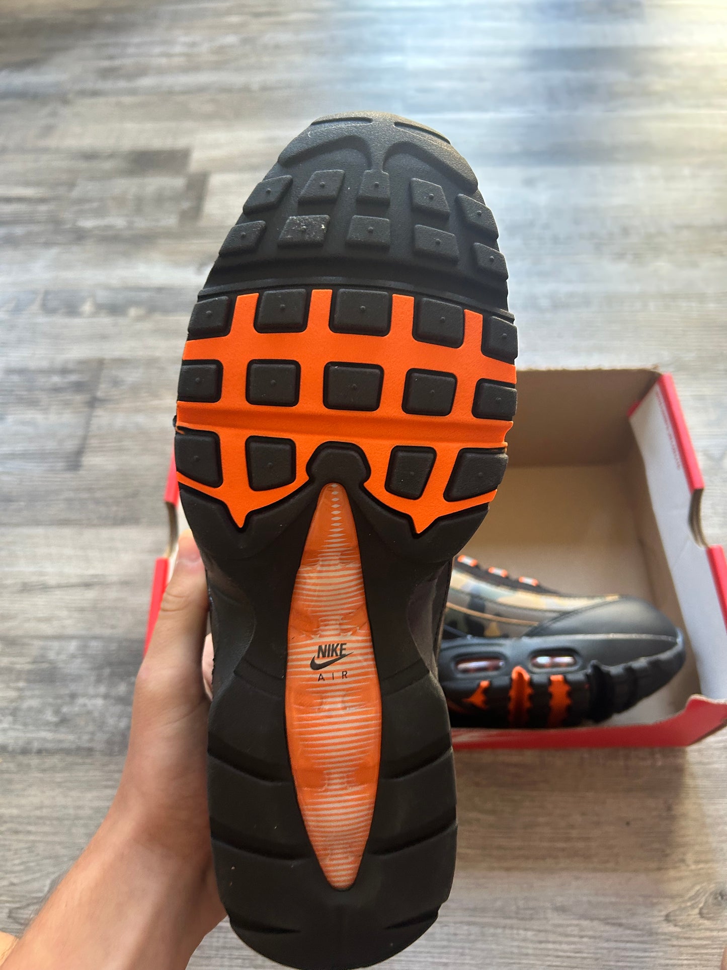 Nike air max 95 “Camo orange”