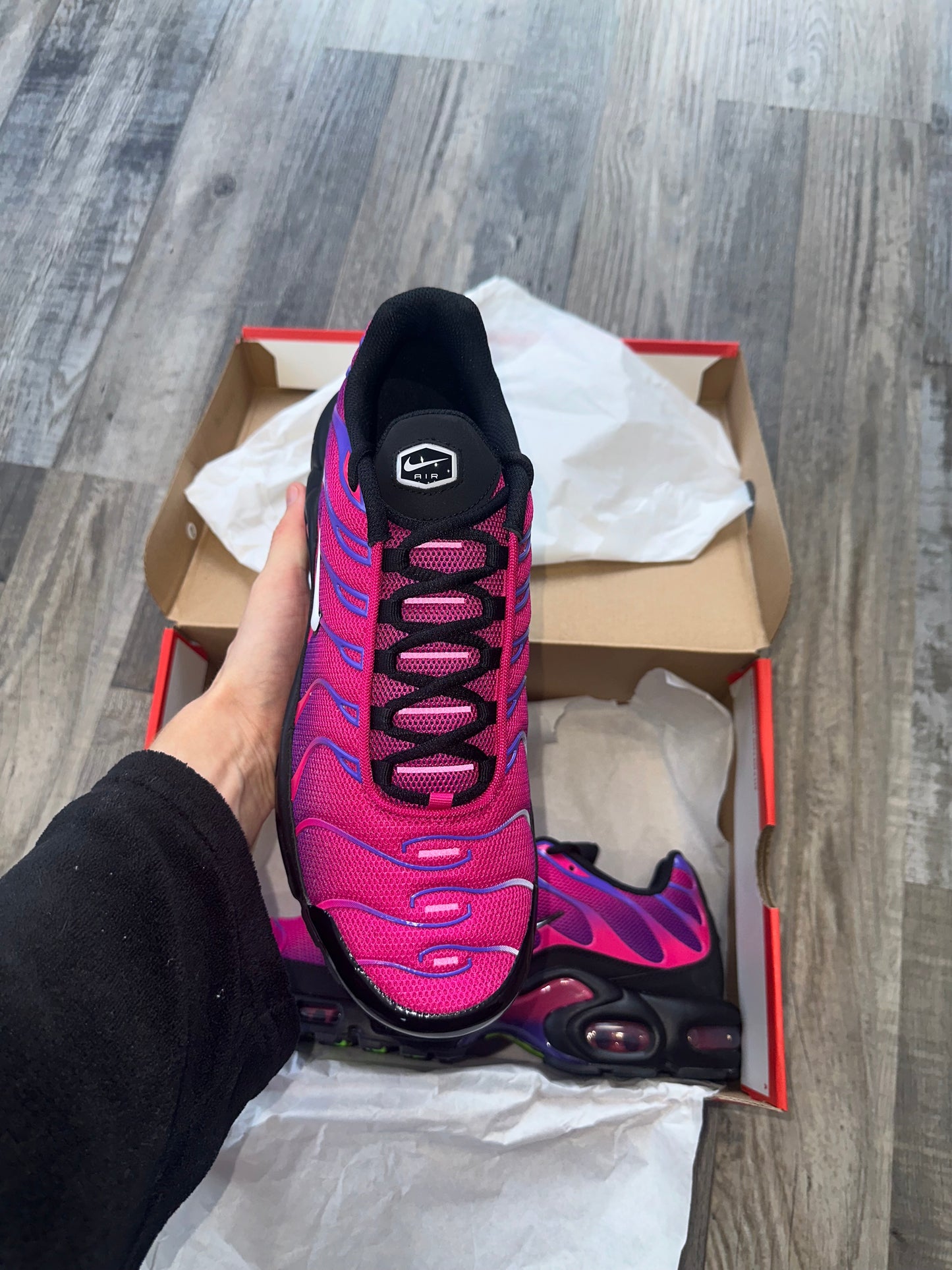Nike air max plus TN “Fireberry”