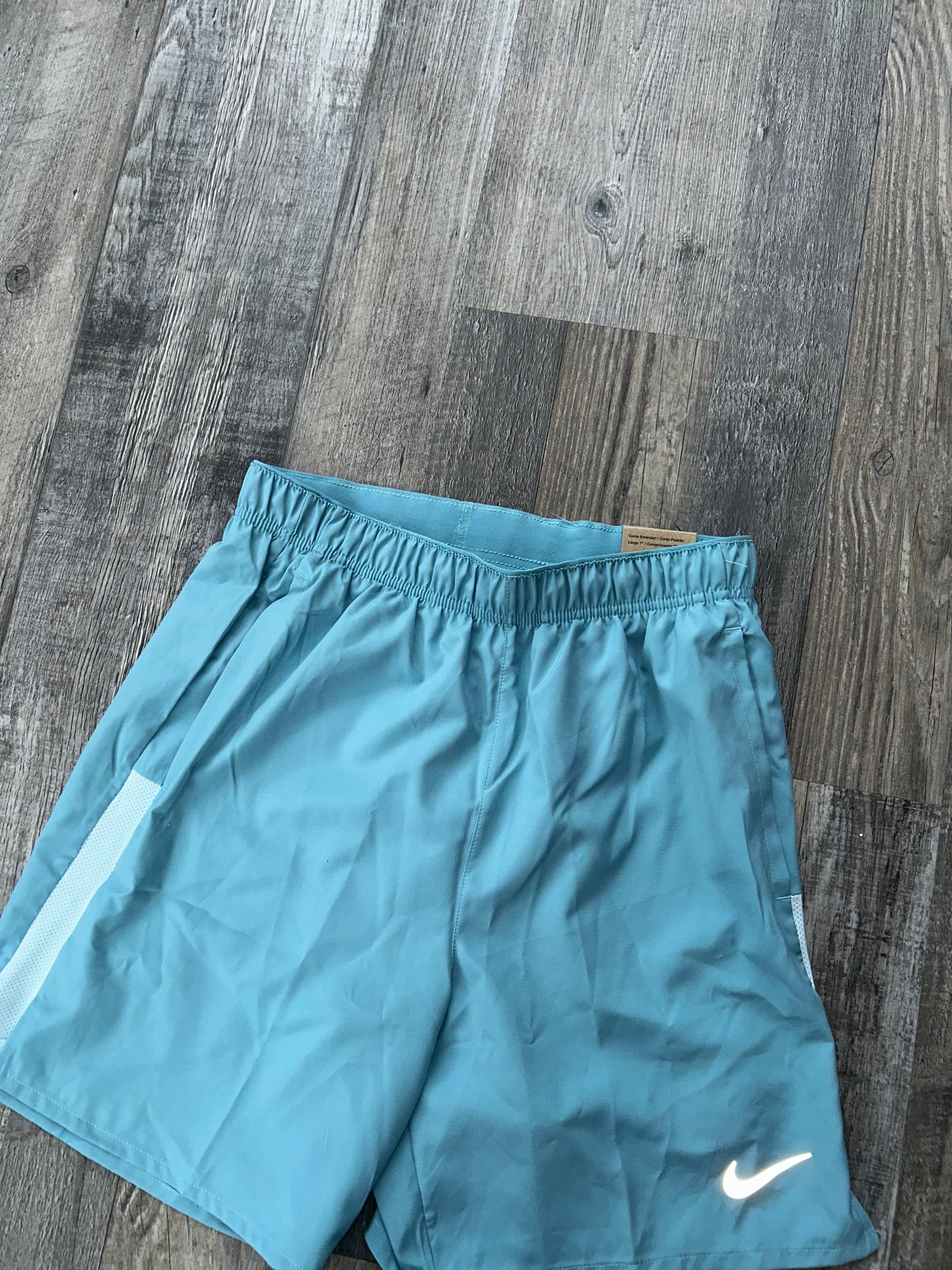 Nike challenger shorts “7” “Denim turquoise”