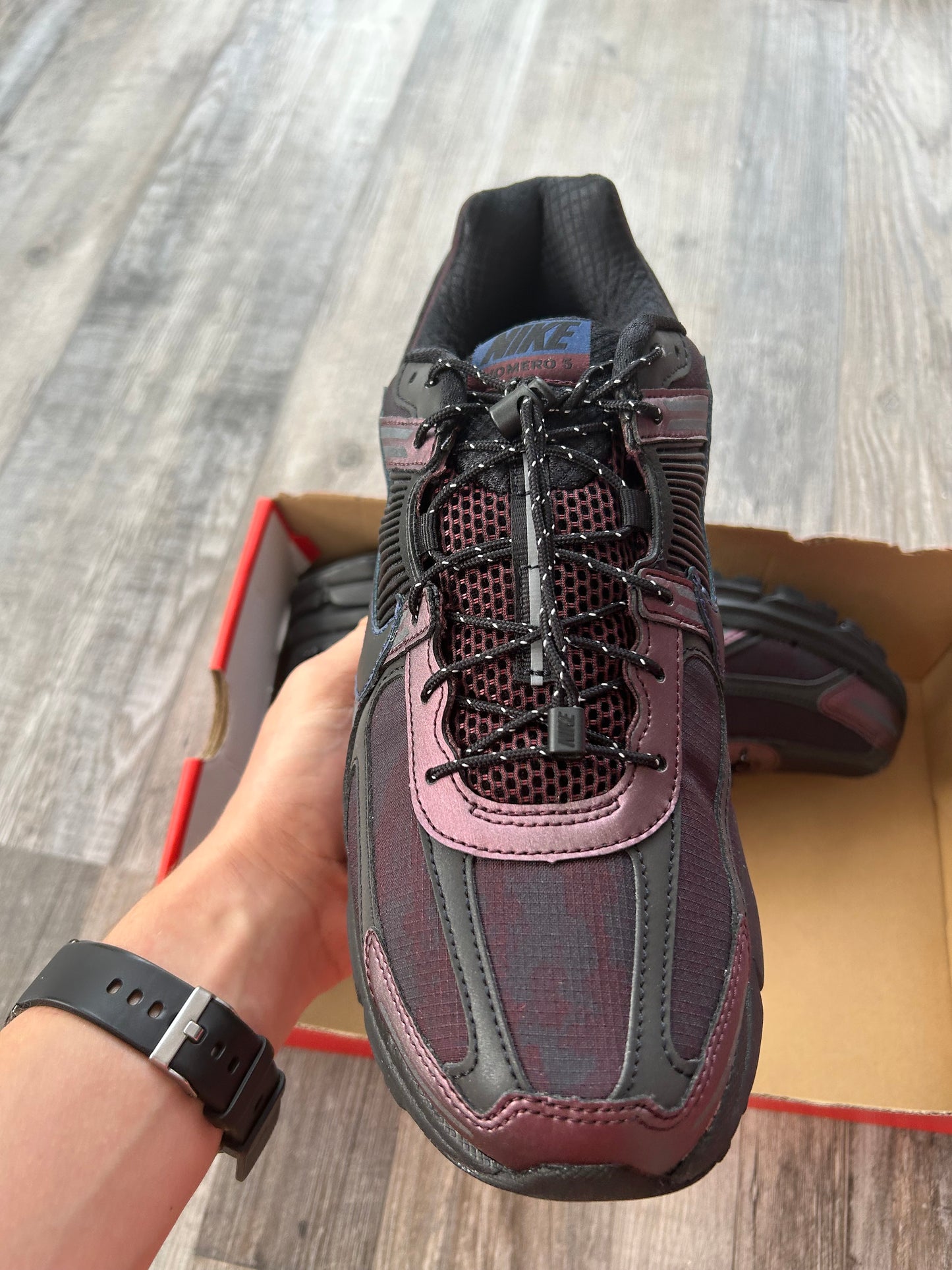 Nike zoom Vomero 5 “Burgundy crush/Maroon