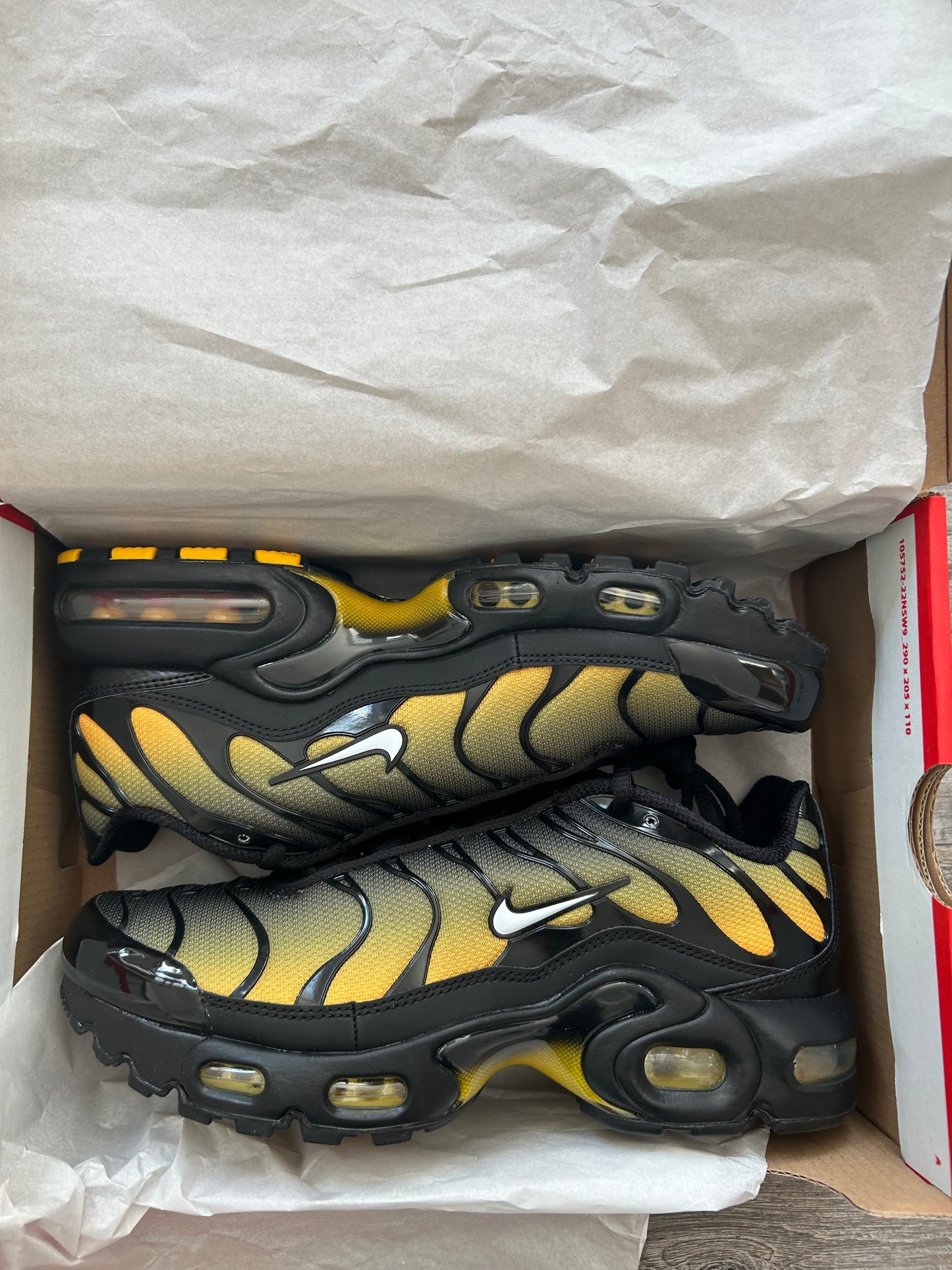 Nike air max plus Tn “Gold/Black GS Uk 6