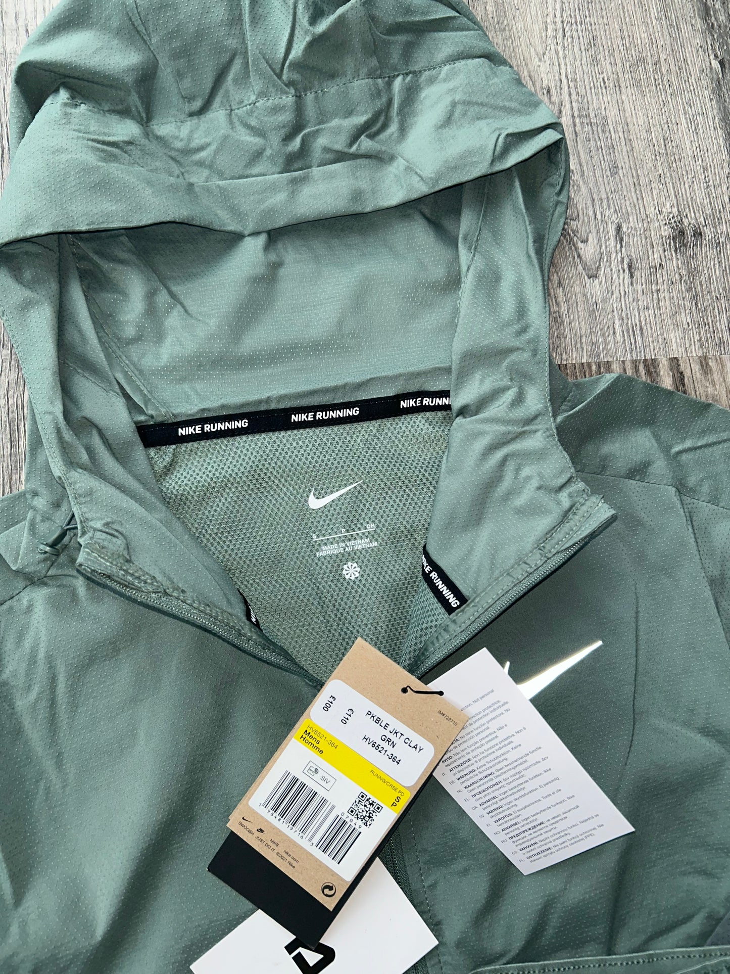 Nike Windrunner set with shorts “Pine Green”