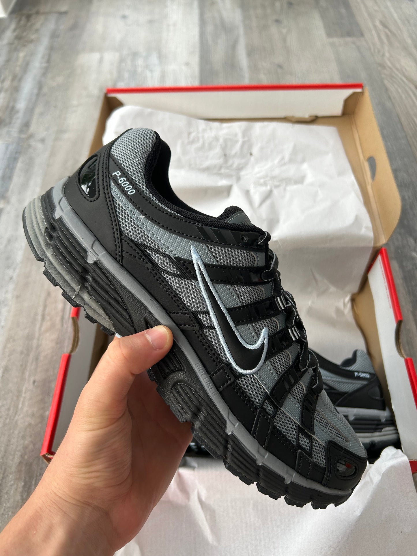 Nike P6000 men’s Charcoal grey