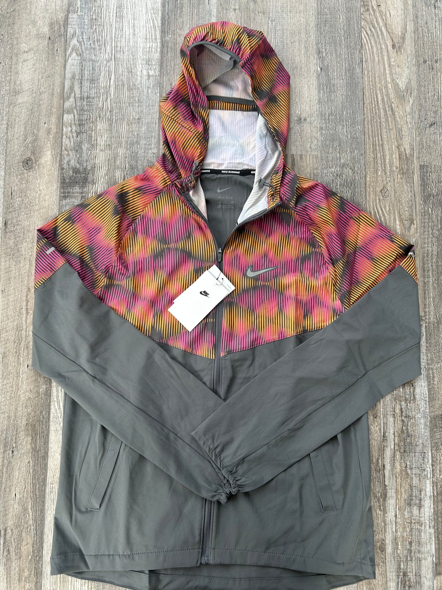 Nike festival Windrunner jacket “Orange/pink”