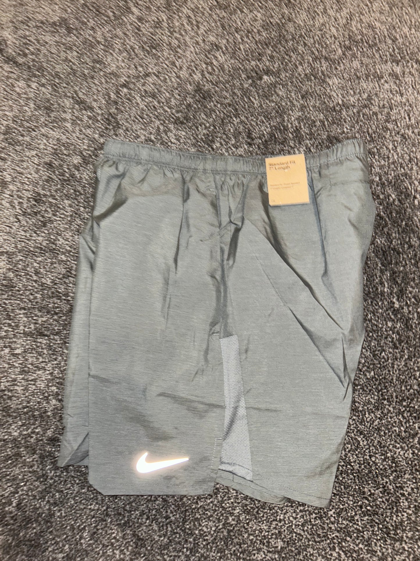 Nike challenger shorts grey “7”