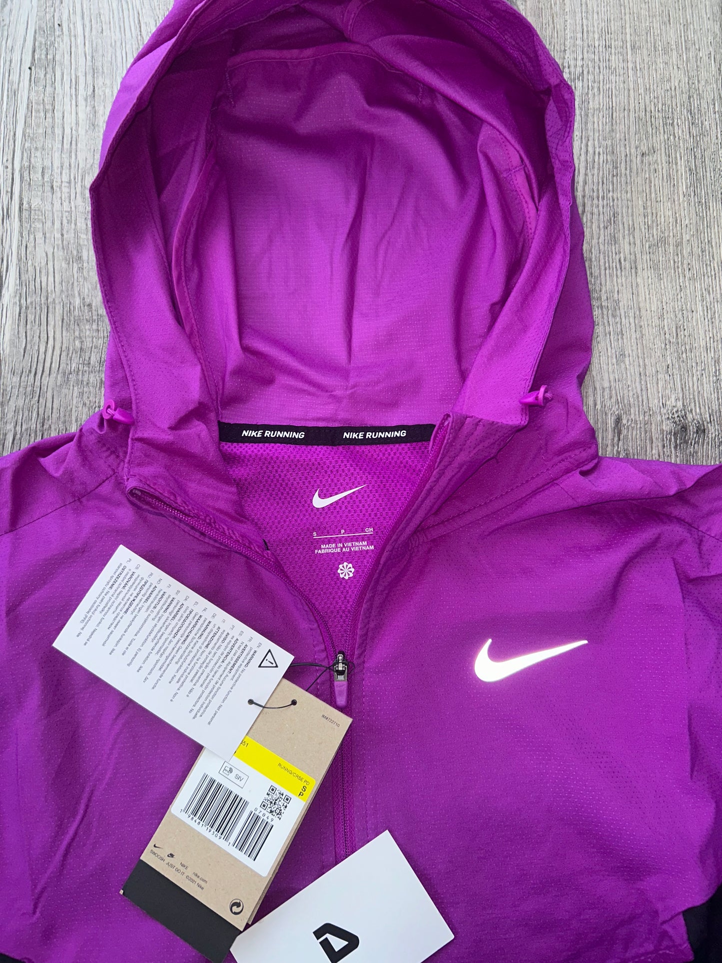 Nike Windrunner set with black shorts “Grape”