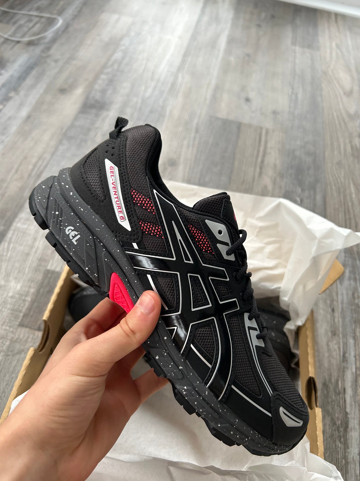 ASICS gel Venture 6 Obsidian black/Red