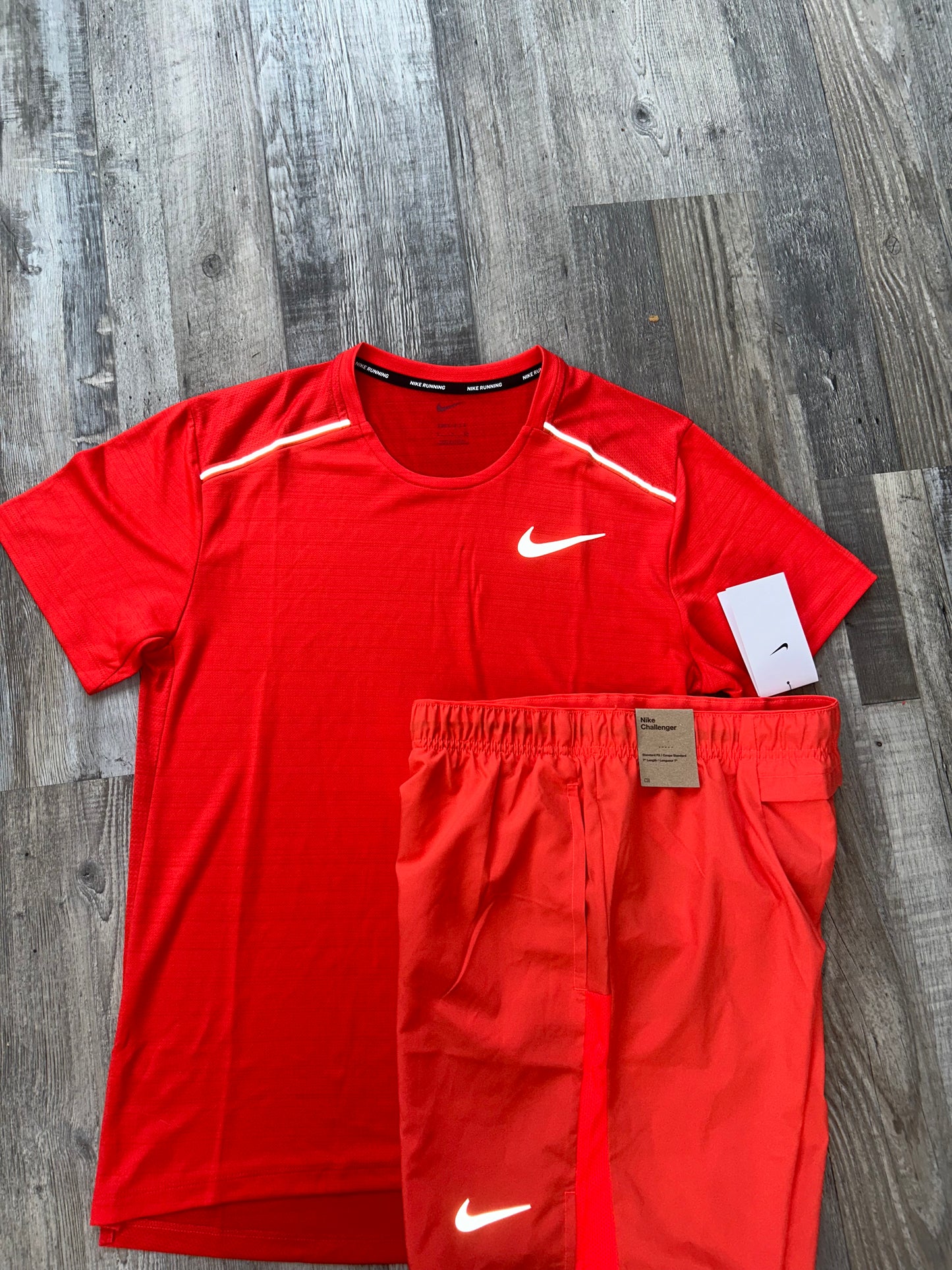 Nike miler set with shorts “Crimson Red”