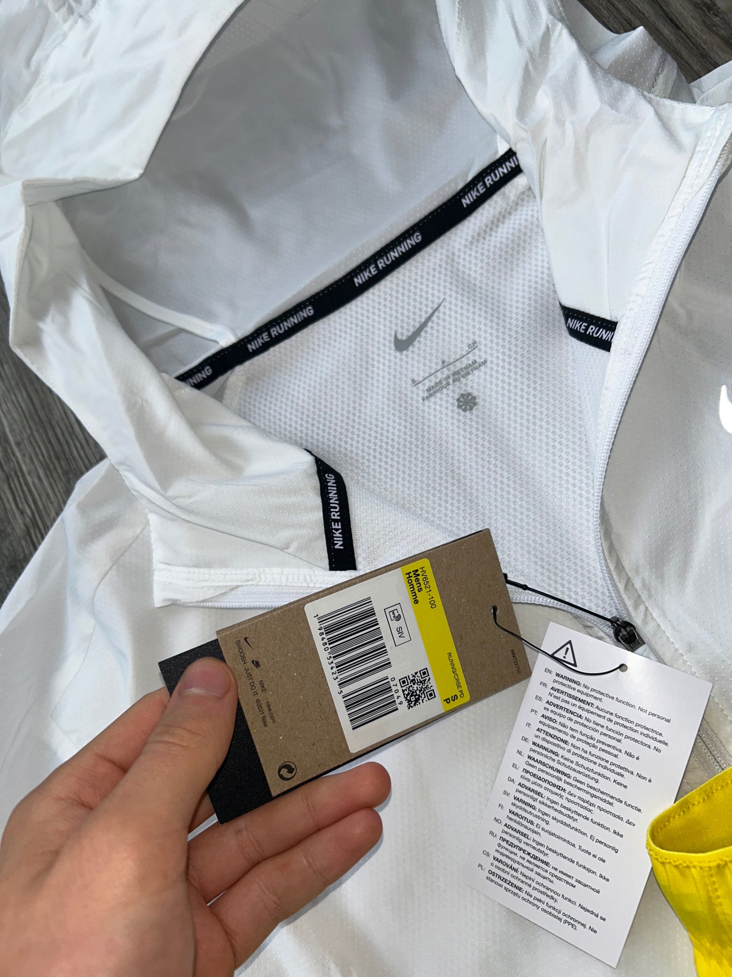 Nike Windrunner set with shorts Yellow/white