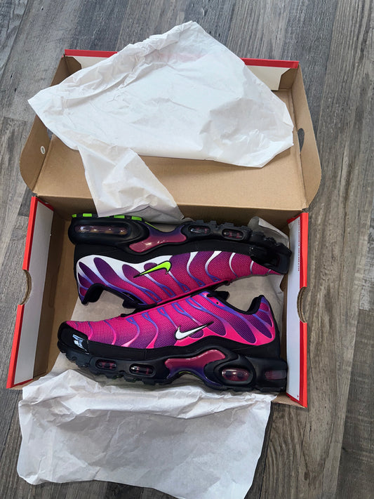 Nike air max plus TN “Fireberry”