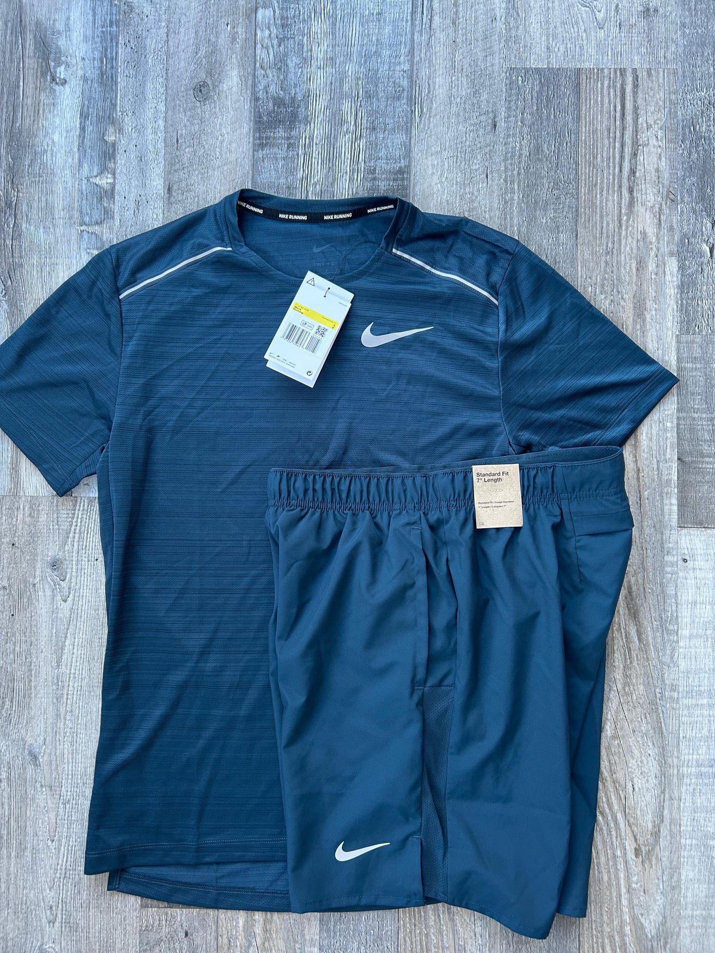 Nike miler set with shorts “Armoury navy”