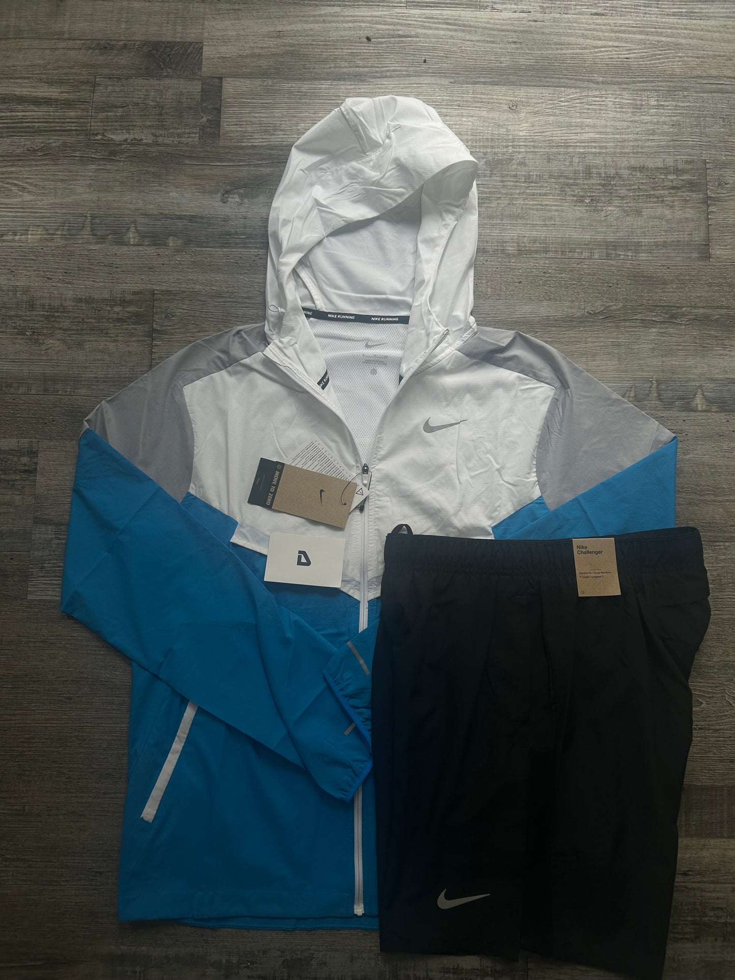 Nike Windrunner Set “Ice blue”