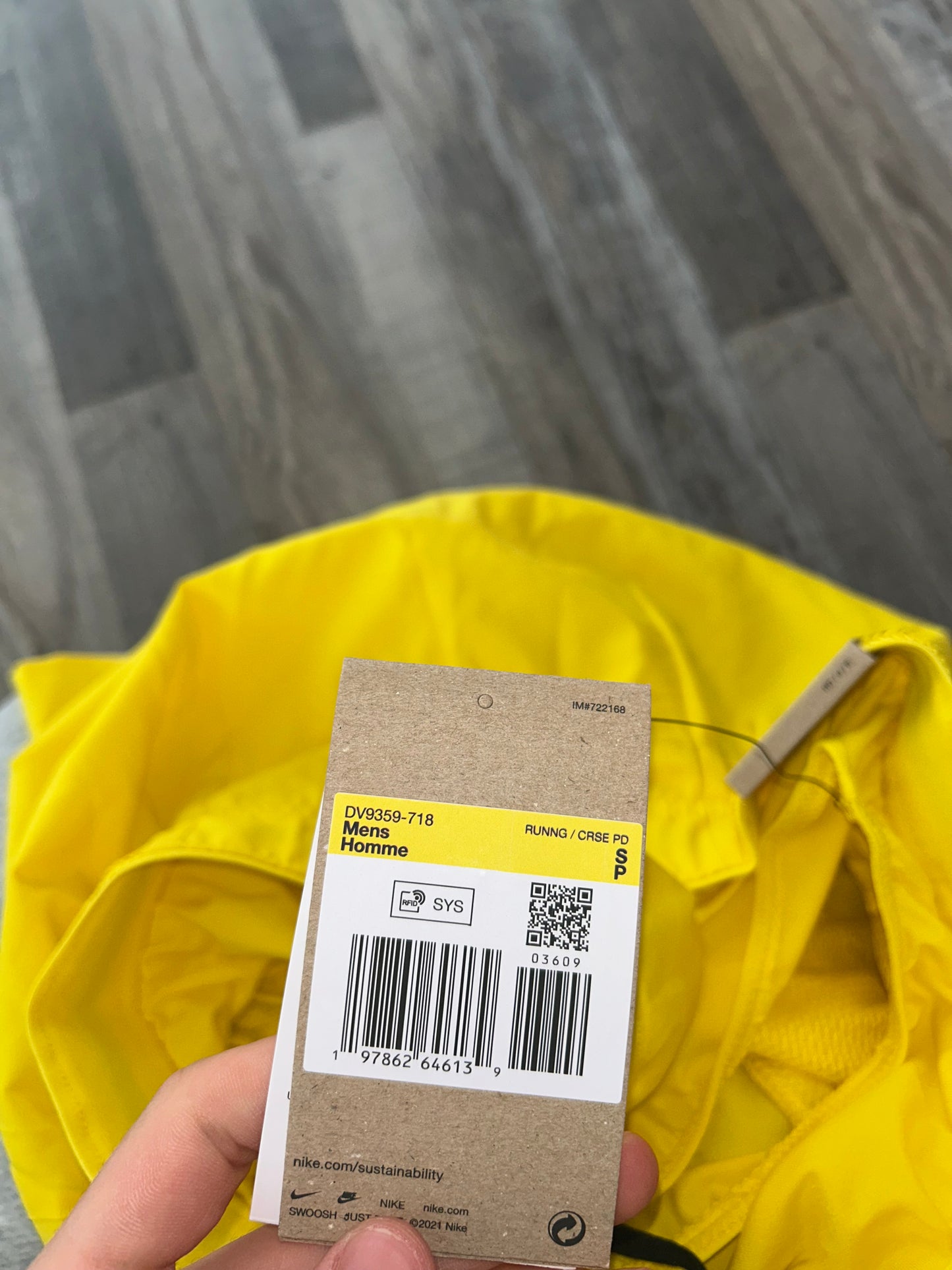 Nike challenger shorts “Yellow”