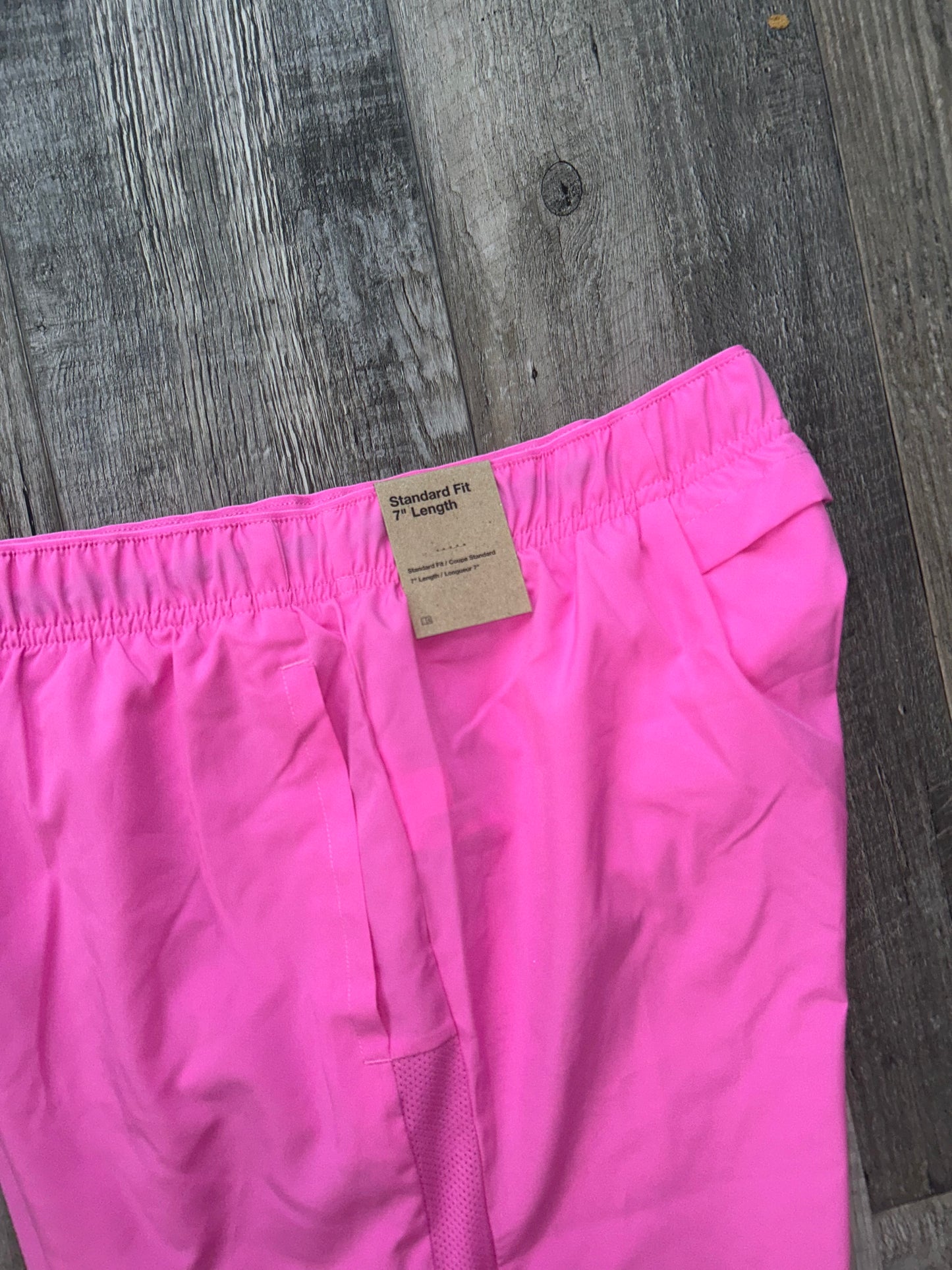 Nike challenger “7” shorts “Pink”