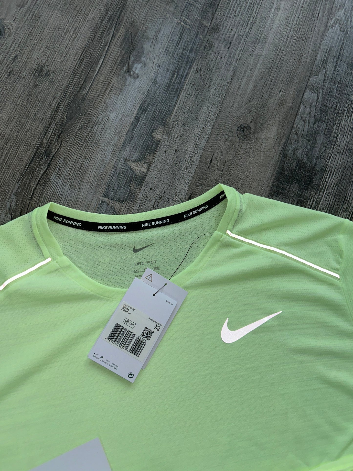 Nike miler set with shorts “neon”