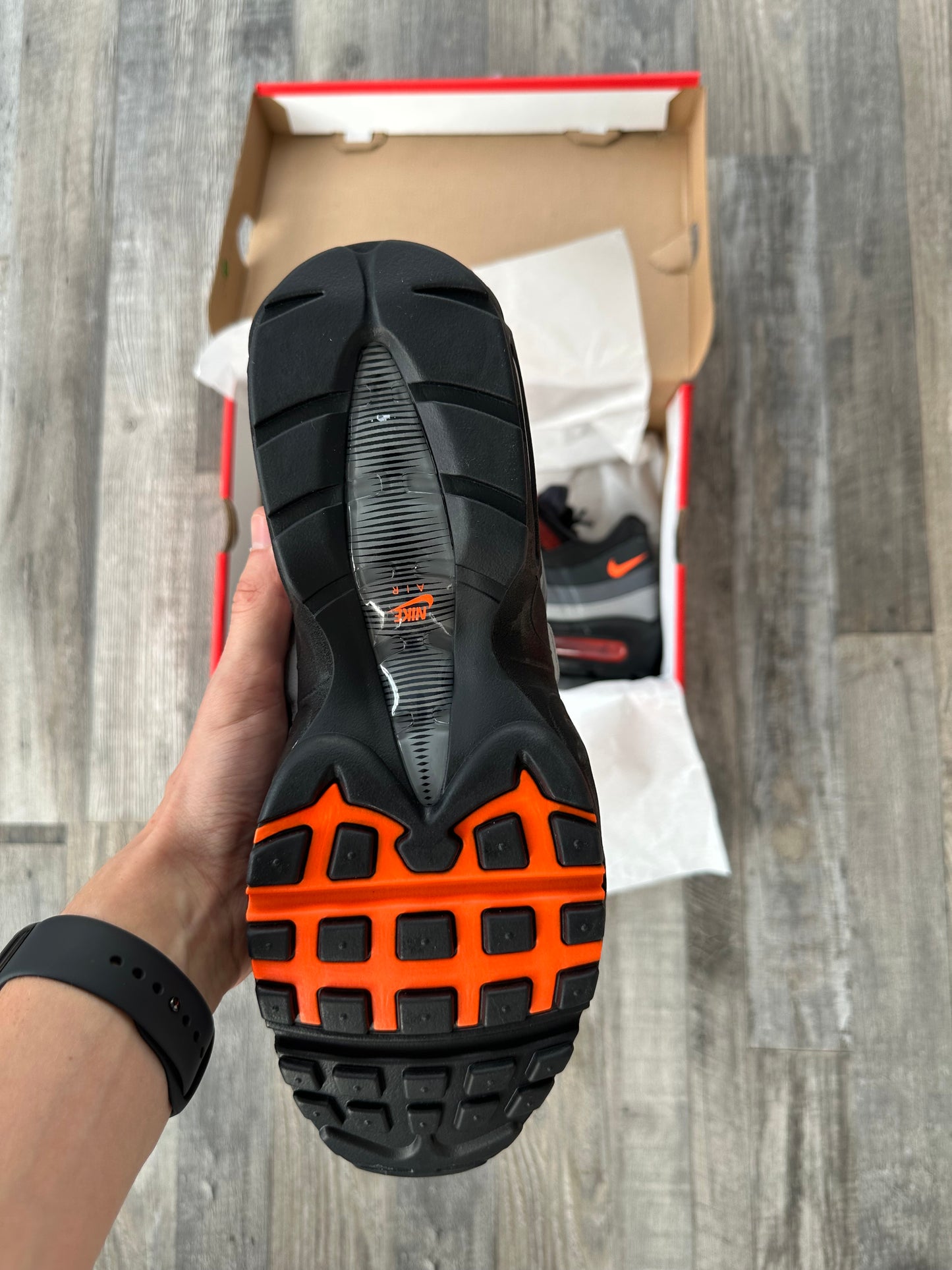 Nike air max 95 “Hyper Crimson”