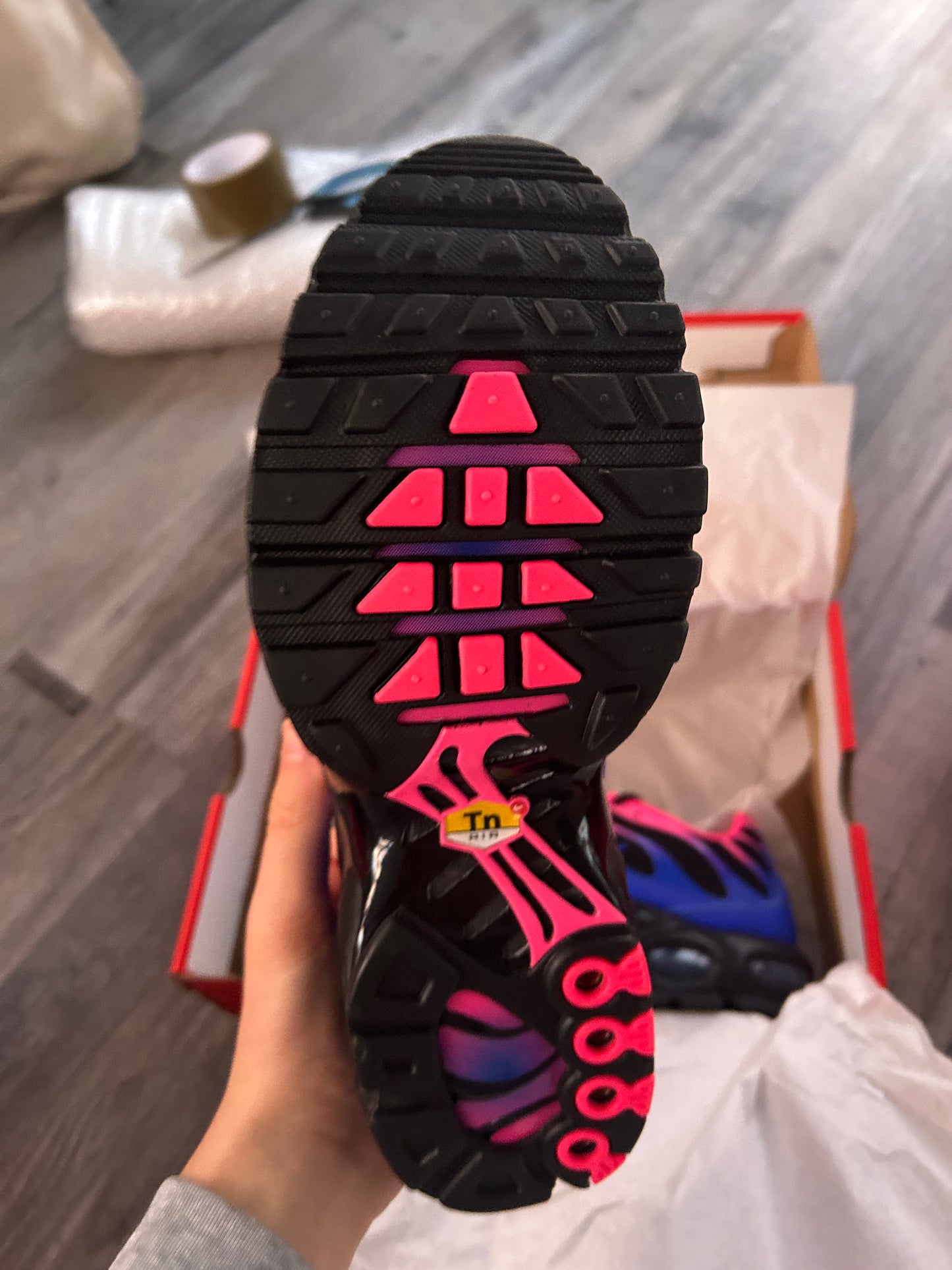 Nike air max plus Tn “Blue/Salsa Red”