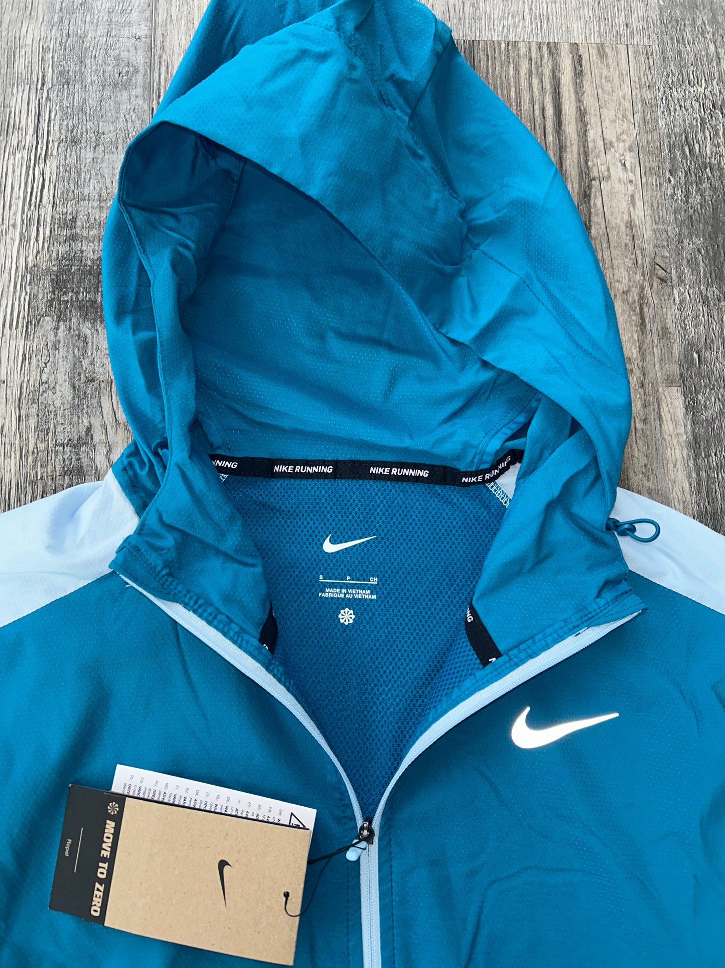 Nike Windrunner jacket “Abyss blue”