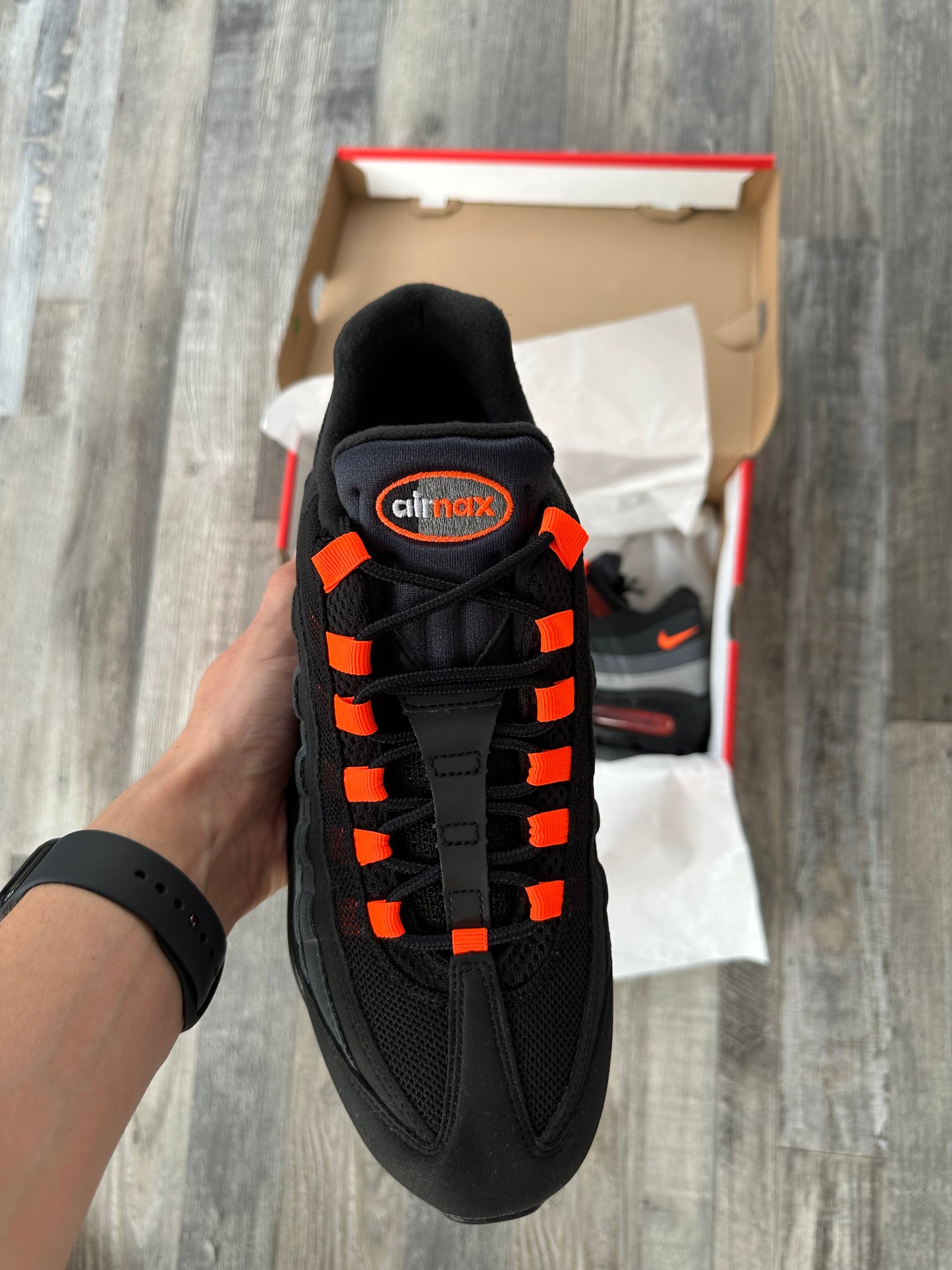 Nike air max 95 “Hyper Crimson”