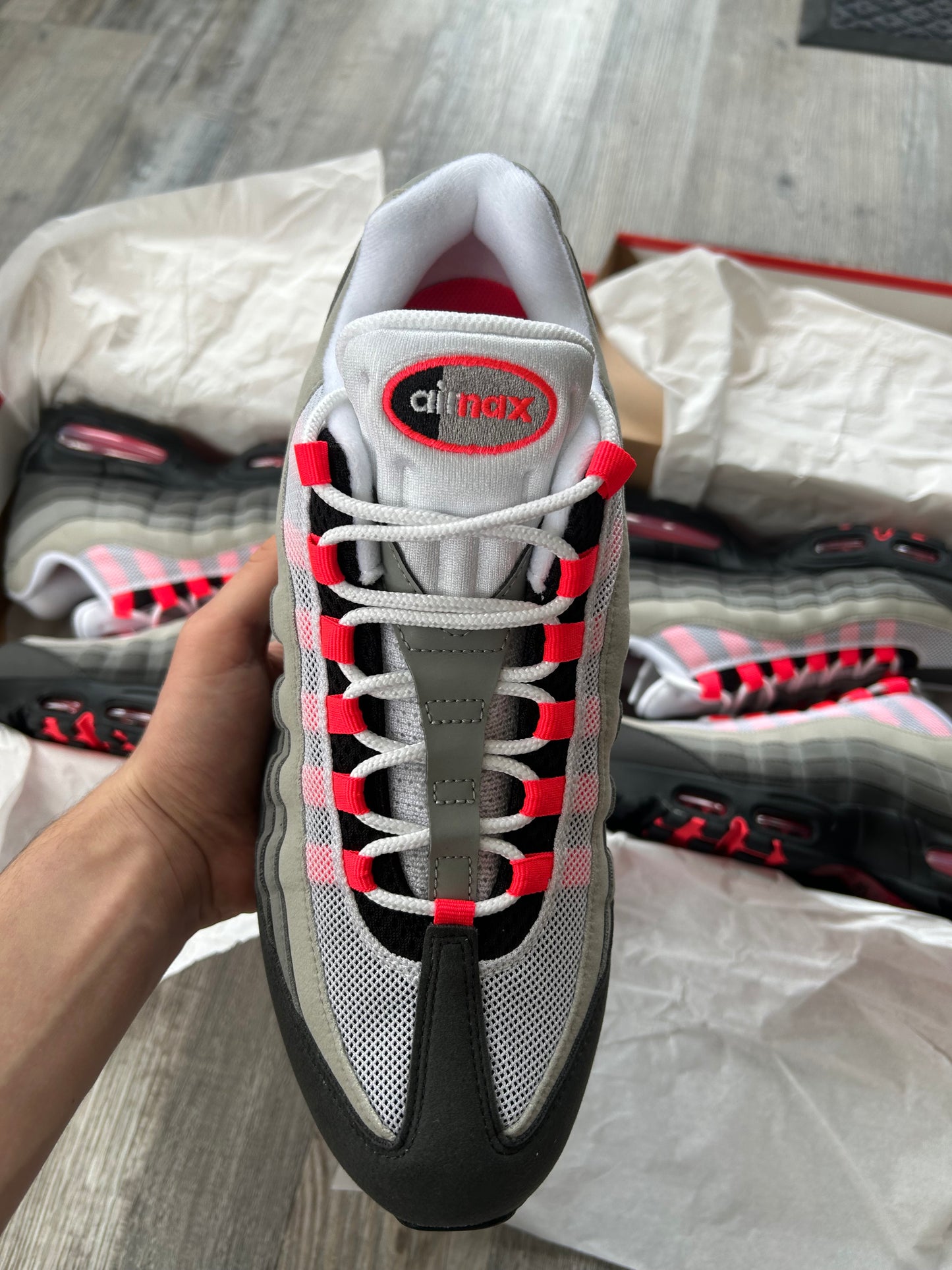 Nike air max 95 “OG solar reds”