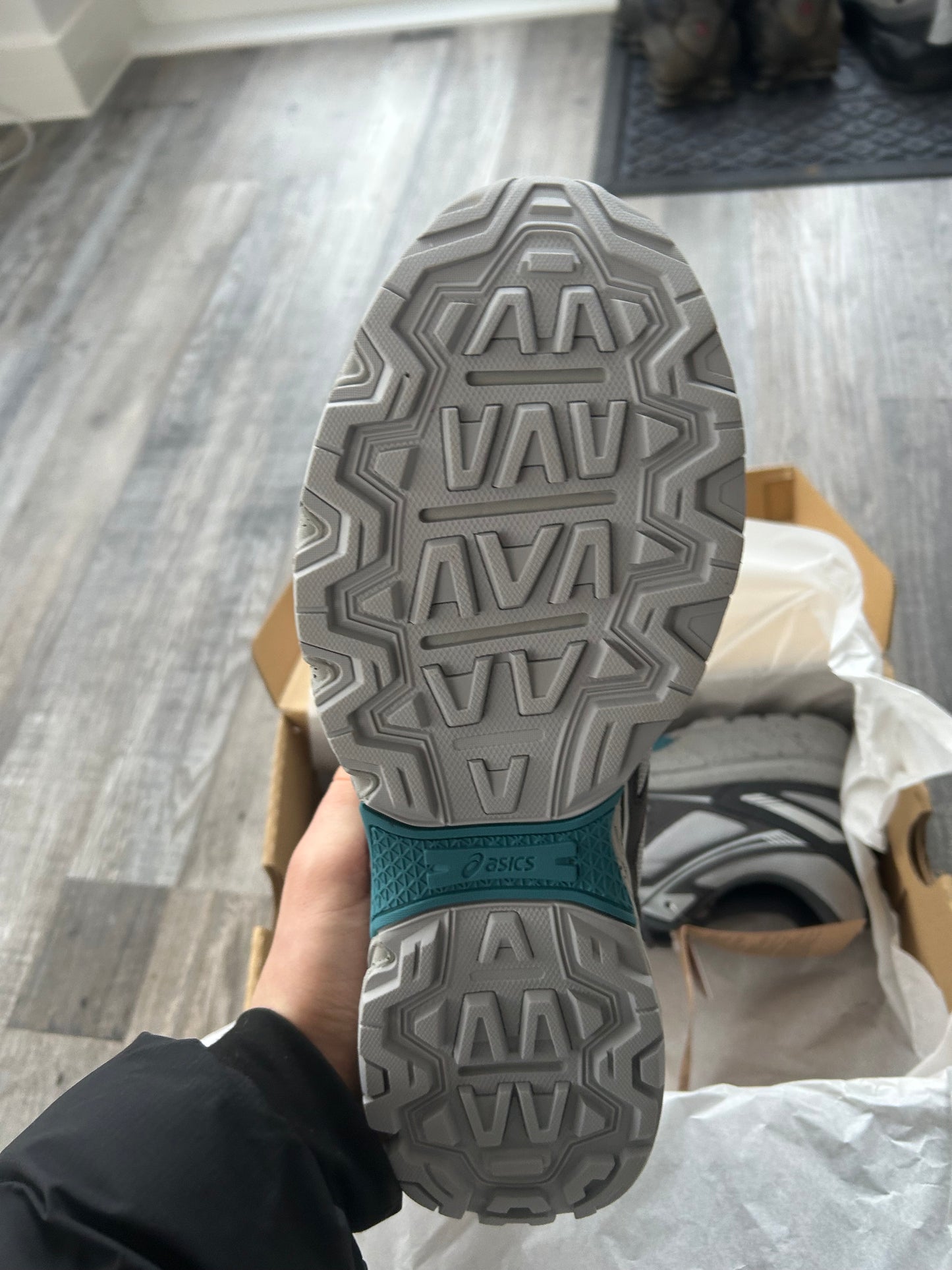 ASICS gel venture 6 “Cement grey/cactus blue”