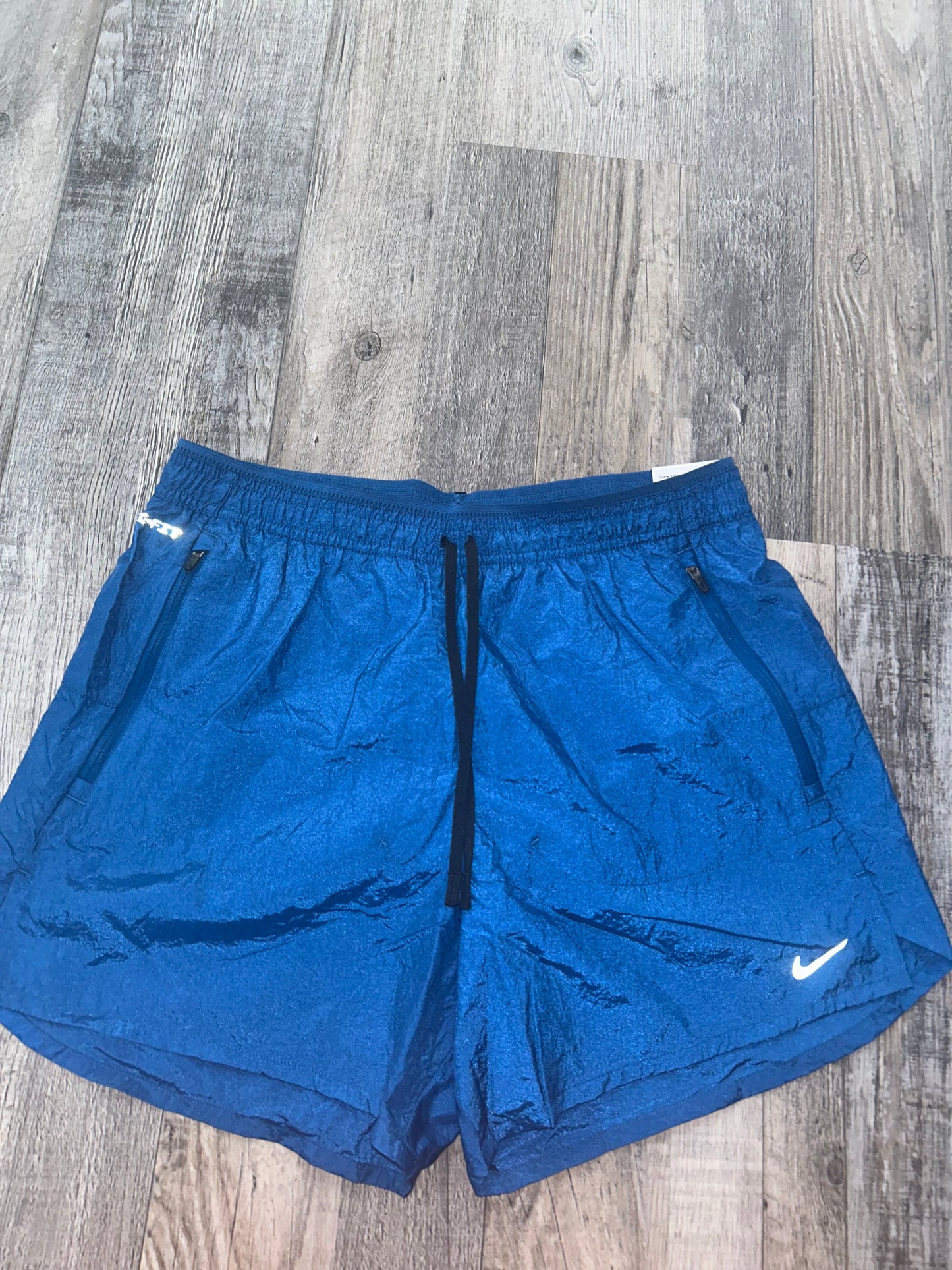 Nike flex stride running division shorts blue