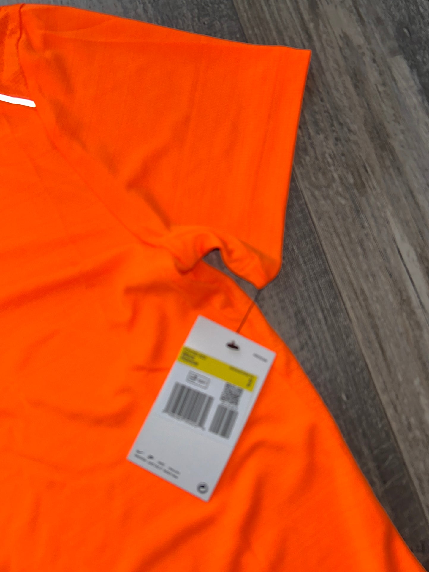 Nike miler 1.0 “Lava orange”