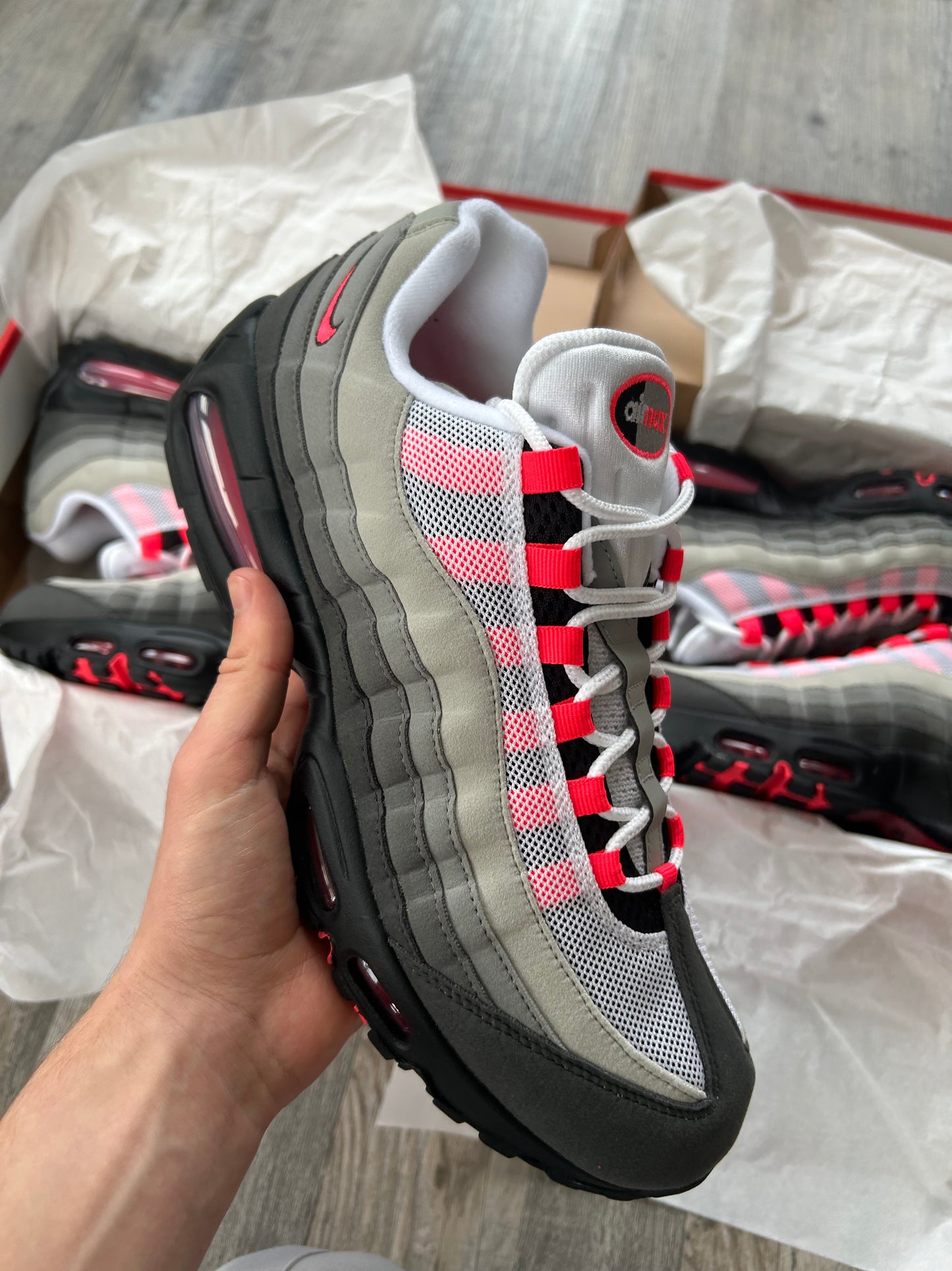Nike air max 95 “OG solar reds”