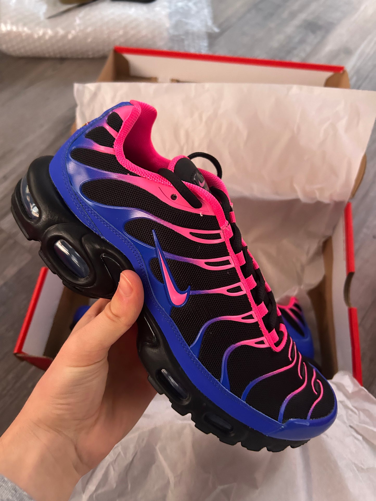 Nike air max plus Tn “Blue/Salsa Red”