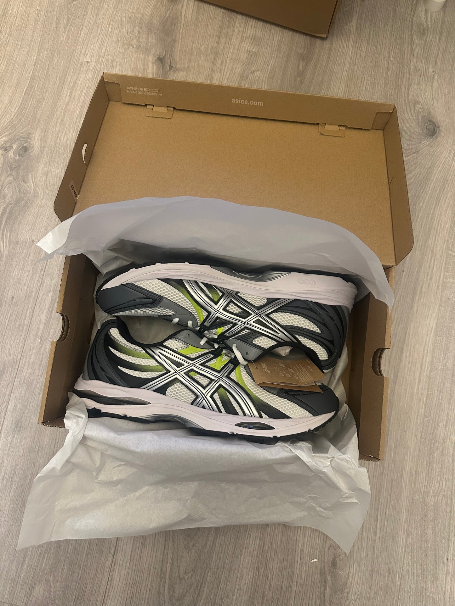 ASICS gel Sekiran “Pure Silver Volt”