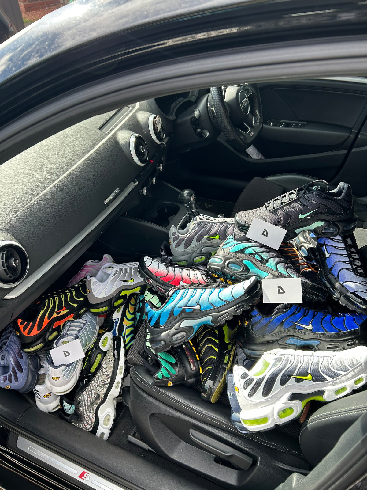 AIR MAX PLUS