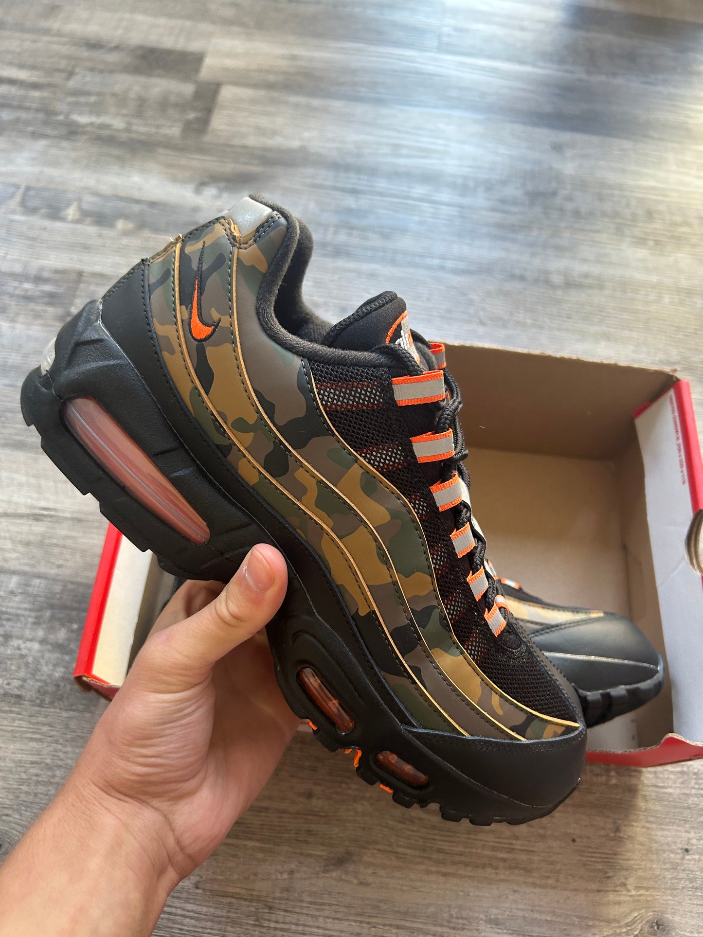 Nike air max 95 “Camo orange”