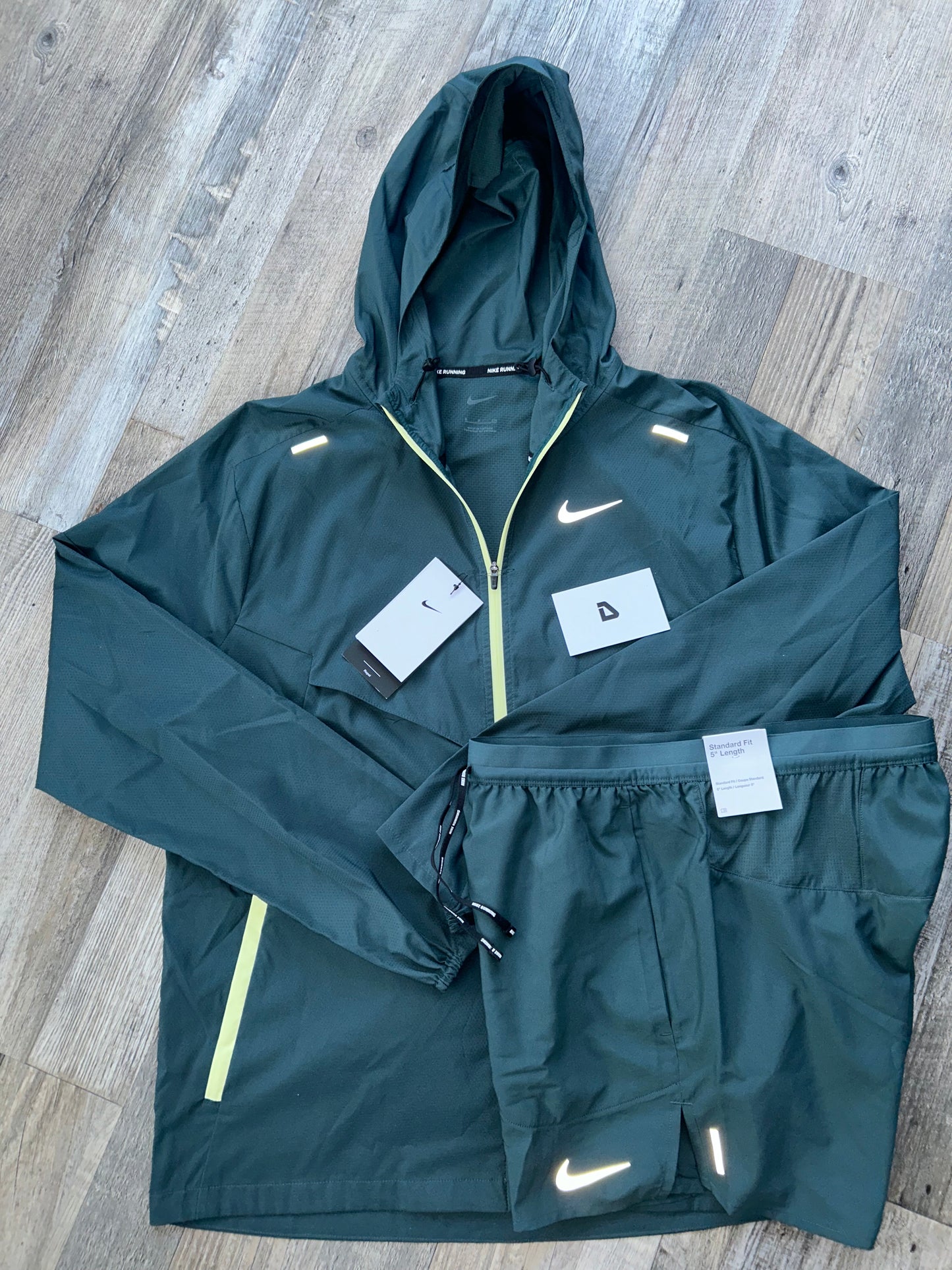 Nike Windrunner set with shorts “Teal Green”