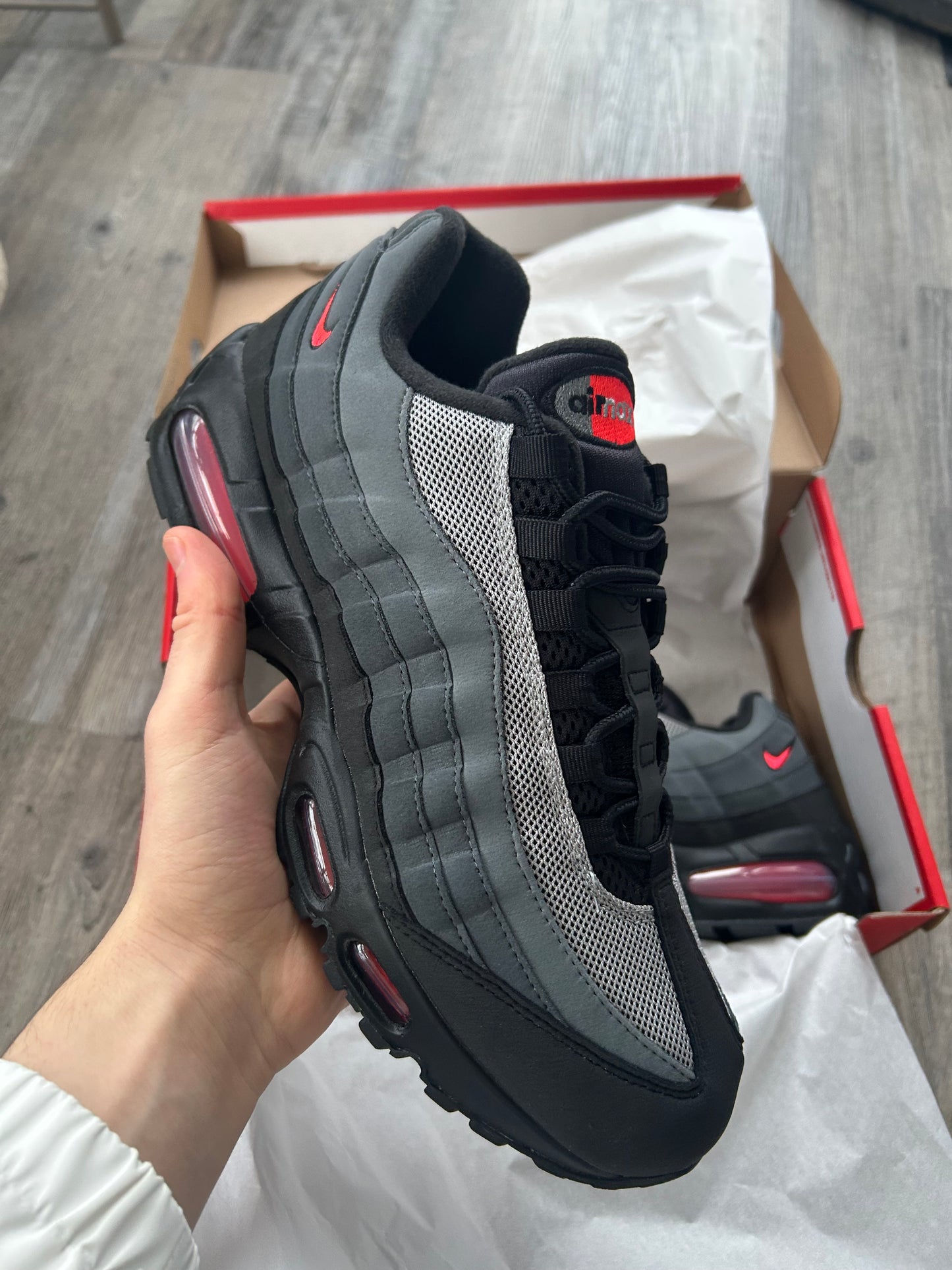 Nike air max 95 “Dracula reds”