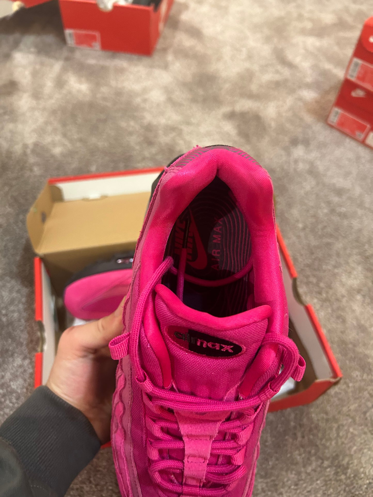 Nike air max 95 “Fireberries”