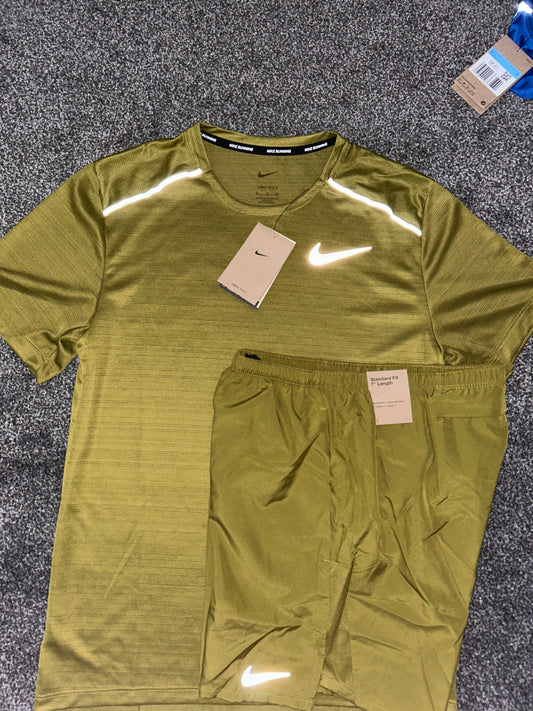 Nike miler set with shorts “Pacific moss”