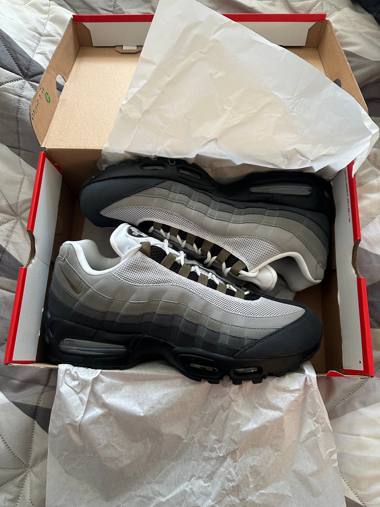 Nike Air Max 95 “Medium Olive”