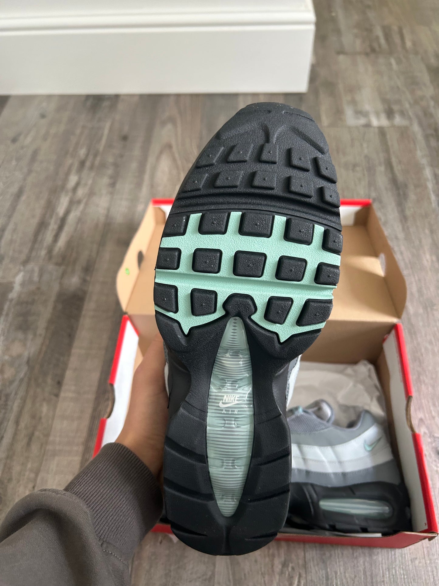 Nike air max 95 “light cannon grey”