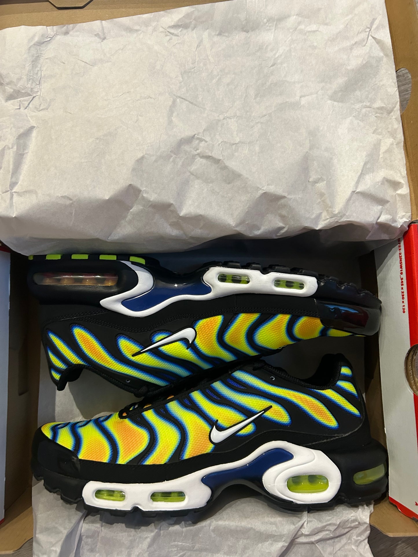 Nike air max plus Tn “Heatmaps”