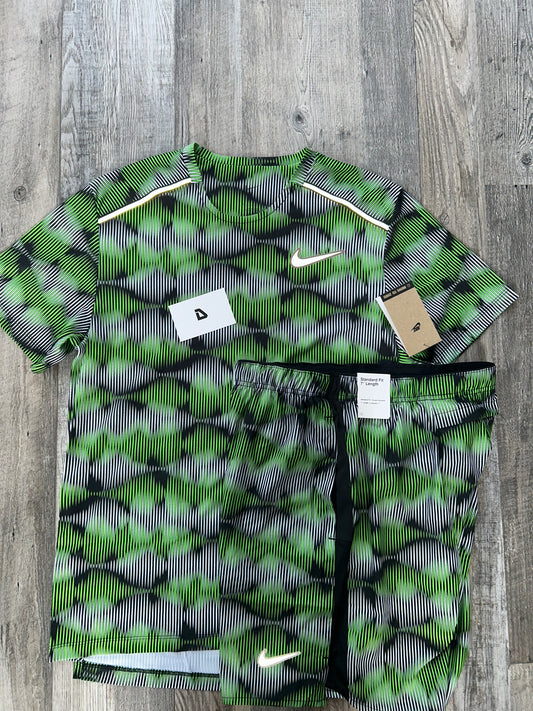 Nike festival set with shorts “Forest Green”