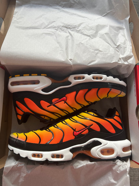 Nike air max plus TN “Sunset Orange”