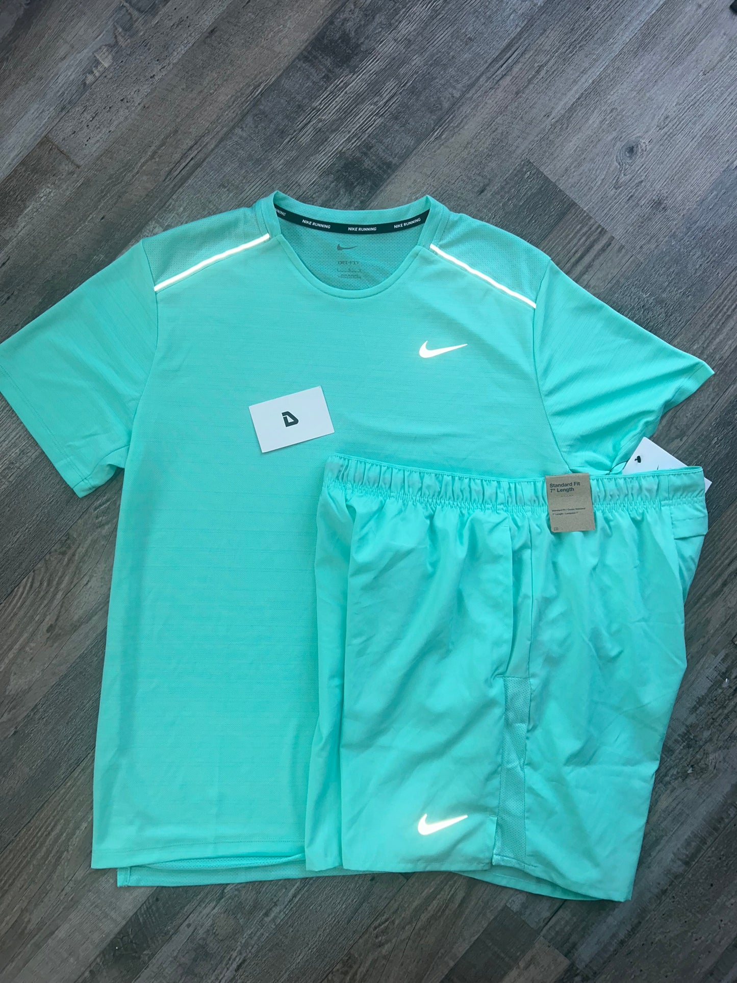 Nike miler set with matching shorts “Mint Green”