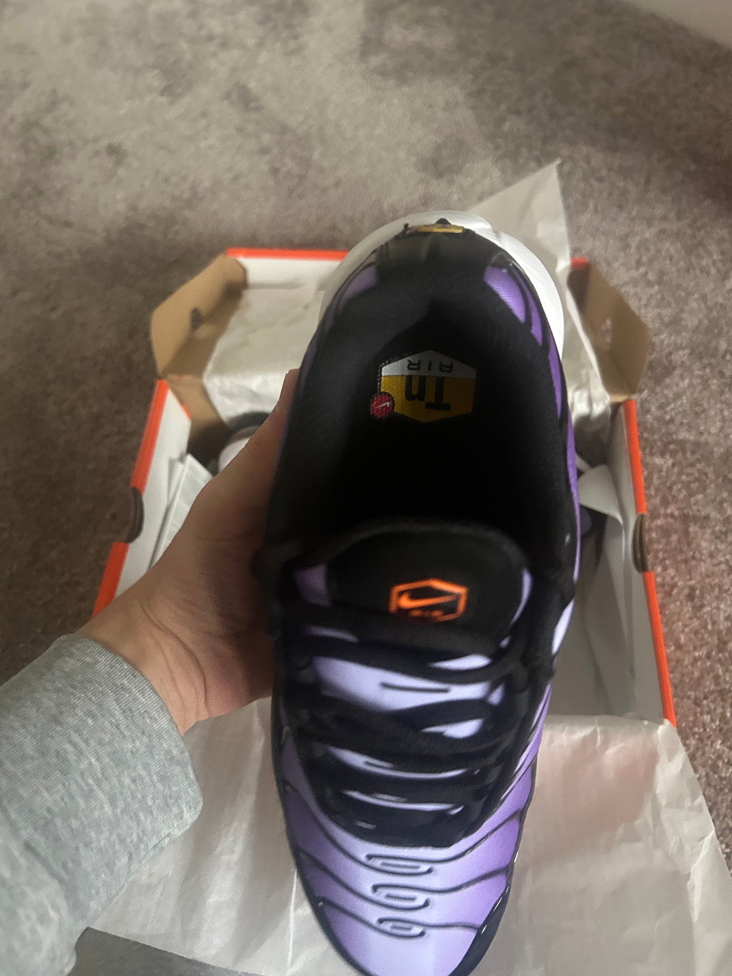 Nike air max plus G “Voltage purple”