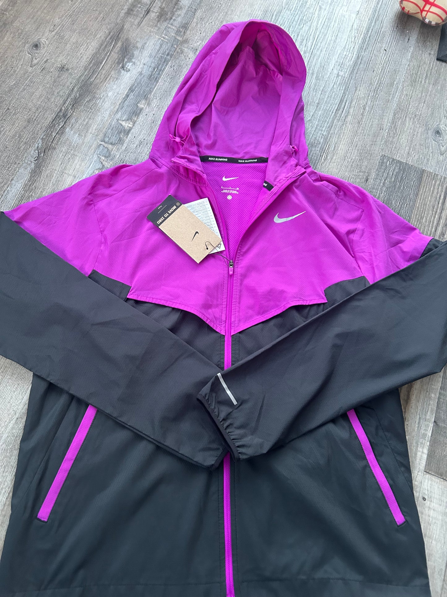 Nike Windrunner jacket “Grape/black”