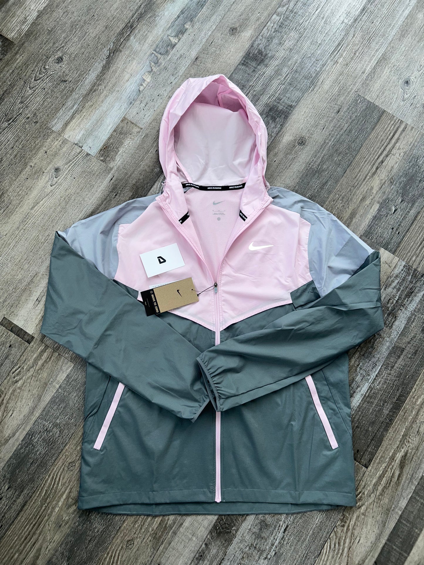 Nike Windrunner jacket “Pink Foam”