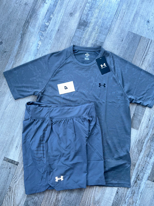 Under armour “grey/smoke” set with shorts