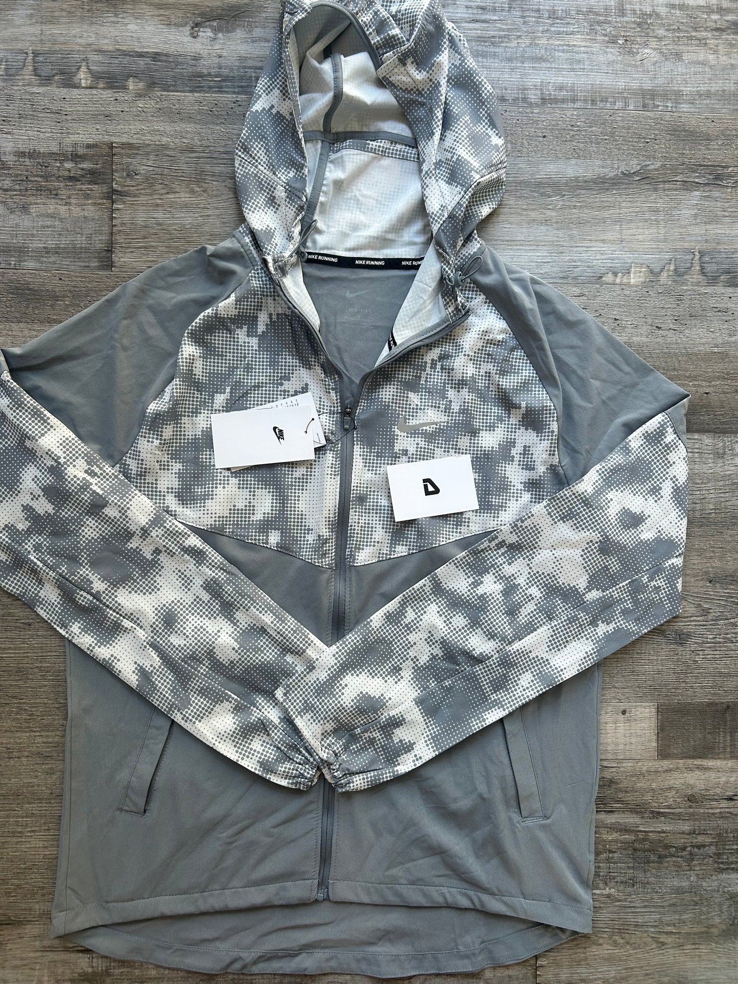 Nike Windrunner jacket “Grey/white”